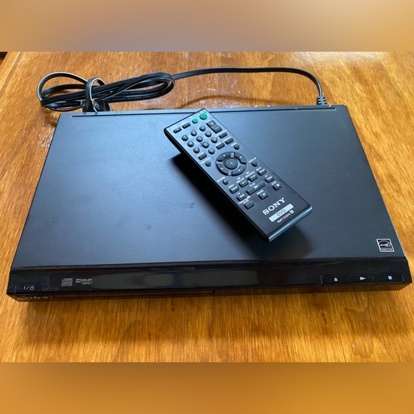 Sony DVD player - Picture 1 of 4